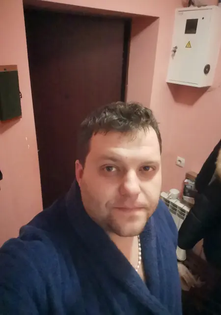 Артур из Полтавы, мне 31, познакомлюсь для приятного времяпровождения