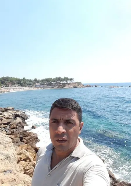 Я Dursun Ali, 43, знакомлюсь в Стамбуле