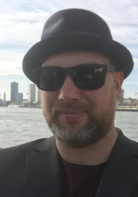 Я Максим, 47 років, знайомлюсь для приємного проведення часу у Івано-Франківську