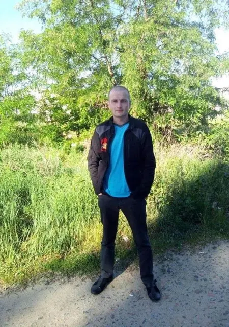 Vladimer из Чернигова, мне 41, познакомлюсь для приятного времяпровождения