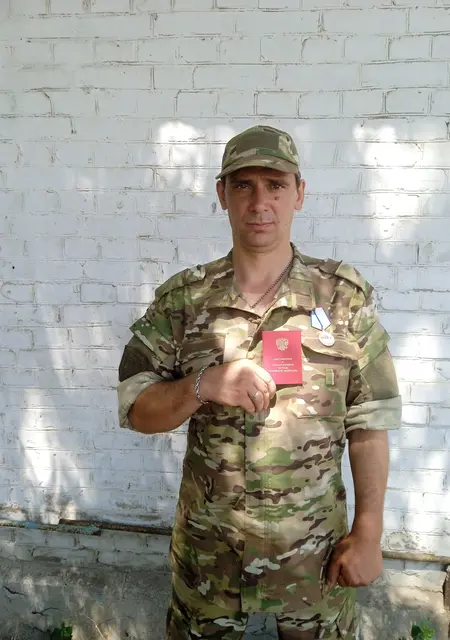 Александр з Макіївки, шукаю на сайті знайомства без зобов'язань