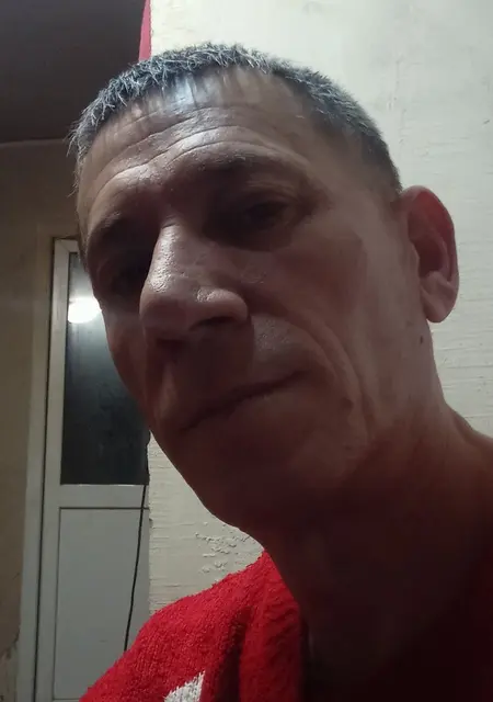 Я Дмитрий, 50, из Макеевки, ищу знакомства без обязательств