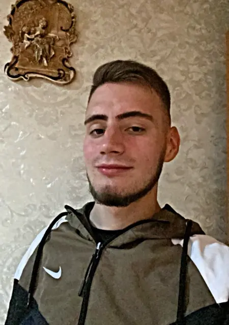 Daniel Iampoli из Кишинёва, мне 21, познакомлюсь на одну ночь