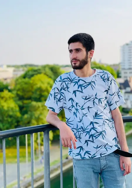 Я Meko, 30, знакомлюсь на одну ночь в Мюнхене