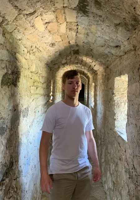 Я Андрій, 28, из Стрыя, ищу знакомства на одну ночь