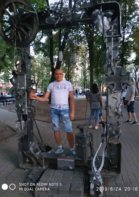 Maxim з Івано-Франківська, шукаю на сайті знайомства без зобов'язань