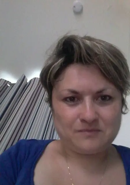 Carla из Парижа, мне 42, познакомлюсь