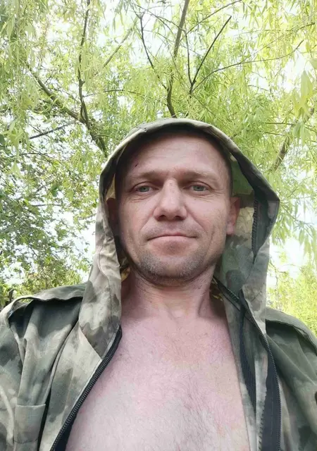 Я Женя, 41 років, знайомлюсь для постійних стосунків у Луганську