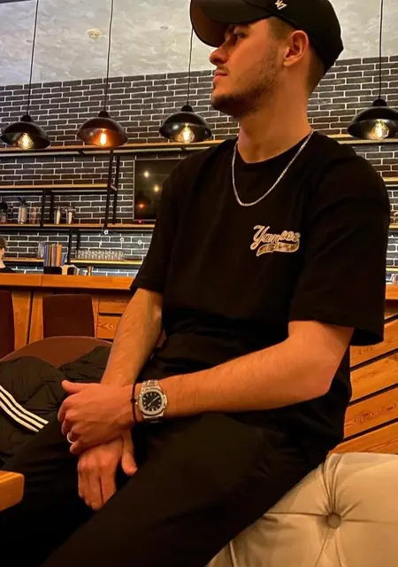 Я Олег, 25, знакомлюсь без обязательств в Павлограде