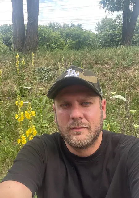 Олександр из Житомира, ищу на сайте знакомства на одну ночь