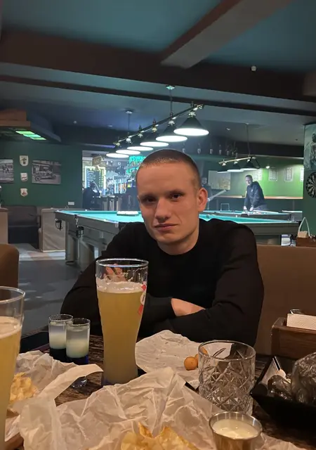 Я Льоша, 23, из Полтавы, ищу знакомство для дружбы