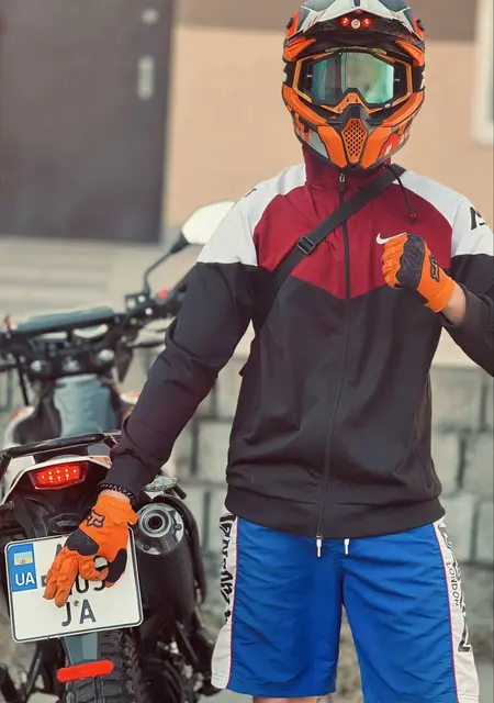 Я Damir, 18, знакомлюсь на одну ночь в Белой Церкви