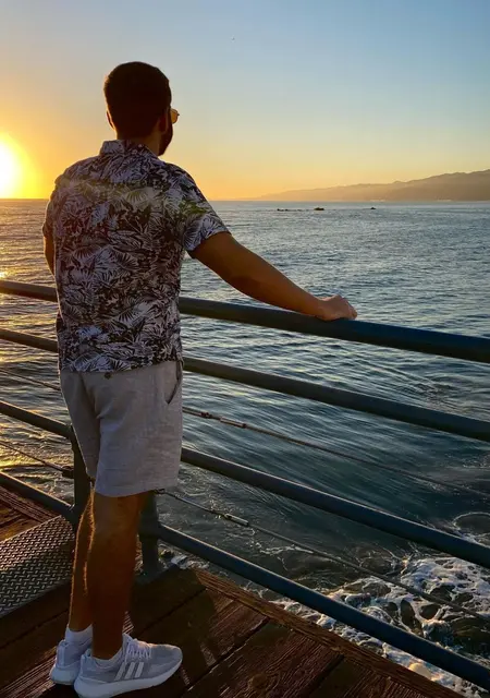 Я Viktor, 27, из Сум, ищу знакомства без обязательств