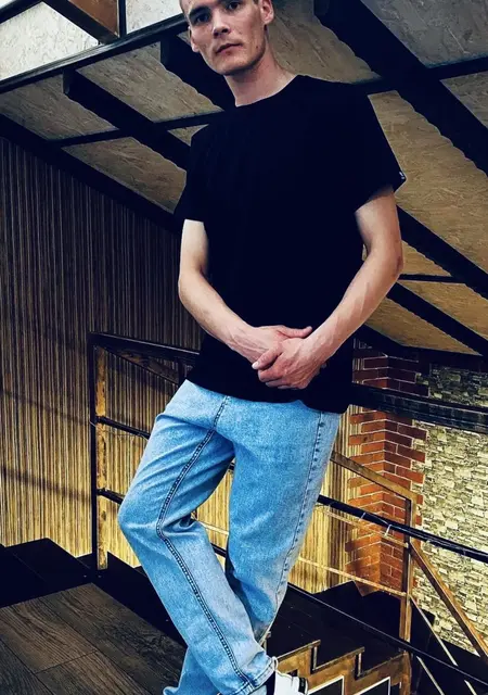 Я Роман, 26 років, знайомлюсь без зобов'язань у Харкові