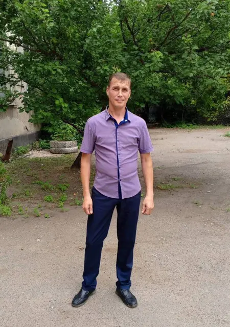 Евгений из Луганска, мне 46, познакомлюсь для открытые отношения