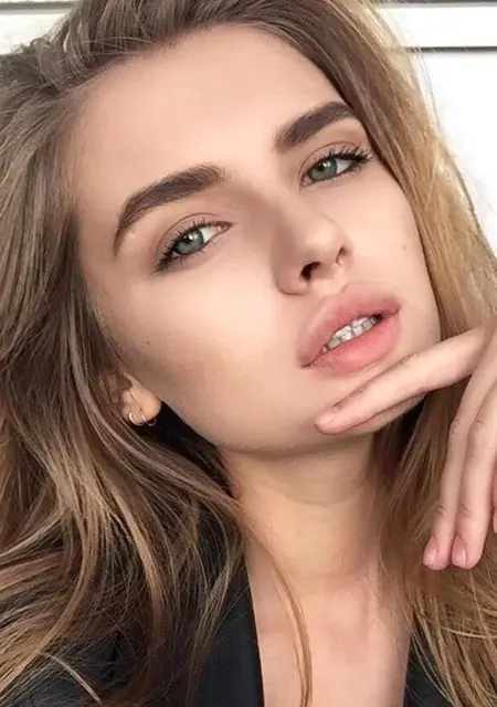 Я Кристина, 24, из Минска, ищу знакомство для дружбы
