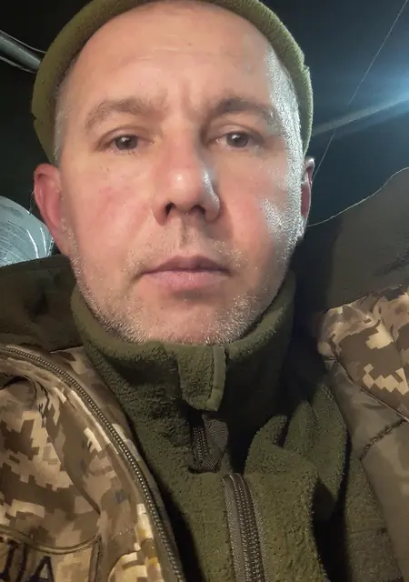 Серж з Житомира, мені 48 років, познайомлюсь на одну ніч