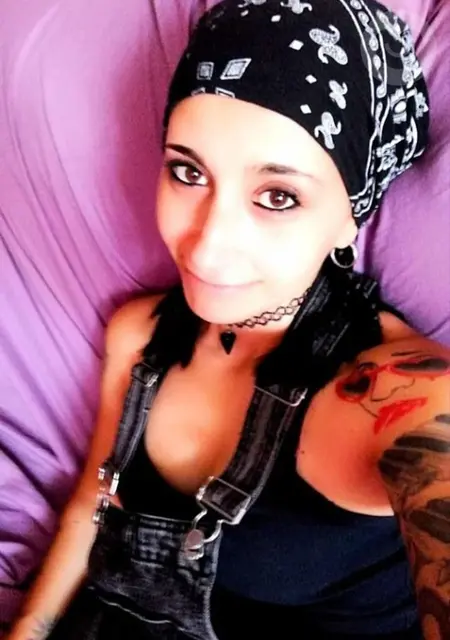 Soy Cinfilacdc, 35 años de Madrid, busco conocer gente