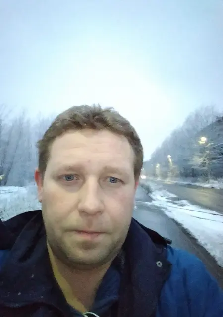 Геннадий з Kadiivka, шукаю на сайті дружбу