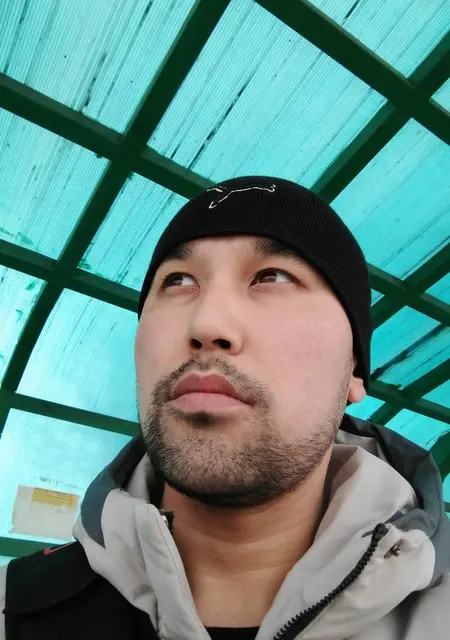 Аслан из Костаная, мне 37, познакомлюсь на одну ночь