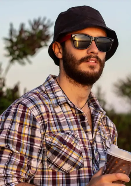 Я Сикс, 30, из Берёзы, ищу знакомства на одну ночь