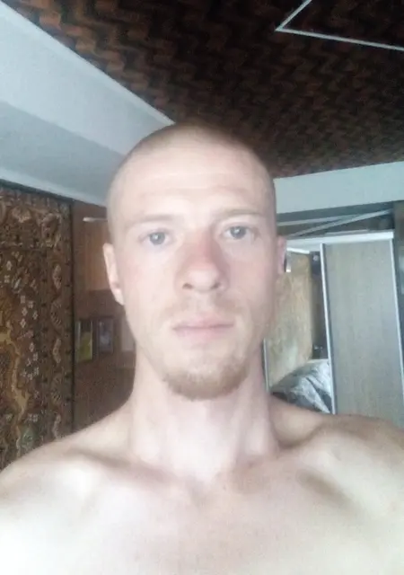 Я Евгений, 35, из Марганца, ищу знакомства без обязательств