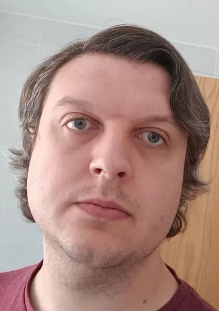 I'm David, 38 from London, seeking connections