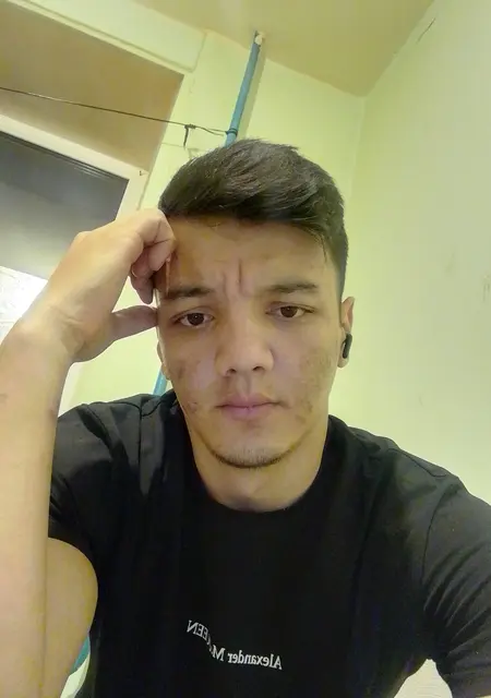 Я Даня, 25, из Цвайбрюккен, ищу знакомство для постоянных отношений