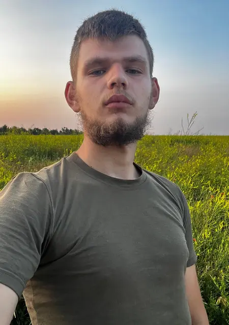Я Дима, 22, знакомлюсь на одну ночь в Тернополе