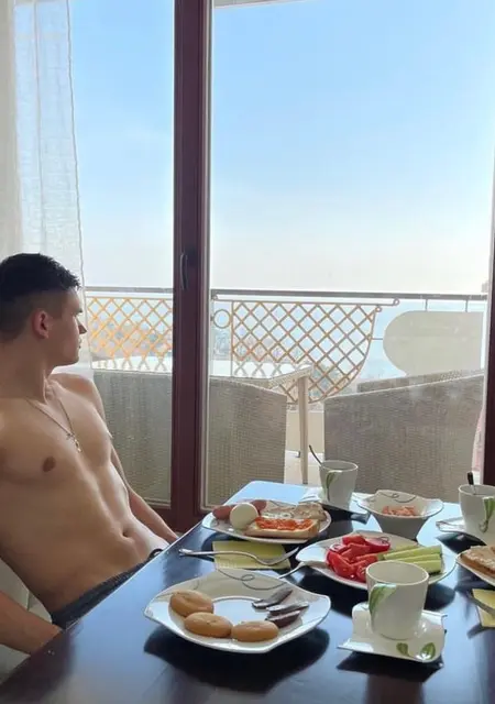 Сергей из Николаева, мне 25, познакомлюсь без обязательств