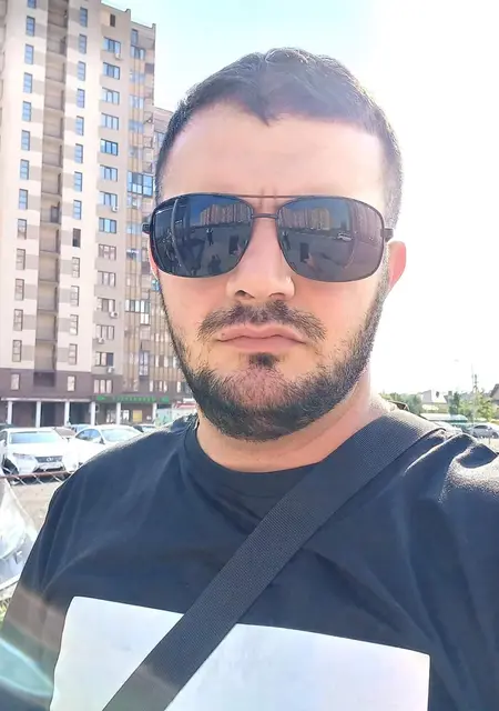 Ваган из Еревана, мне 28, познакомлюсь без обязательств