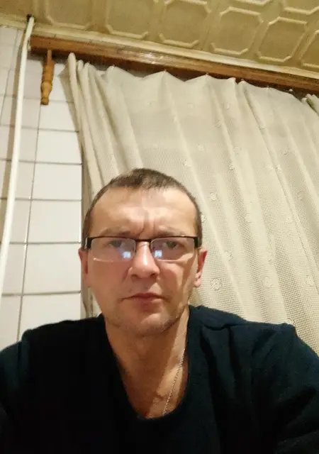 Я Евгений, 50 років з Єнакієвого, шукаю знайомства на одну ніч