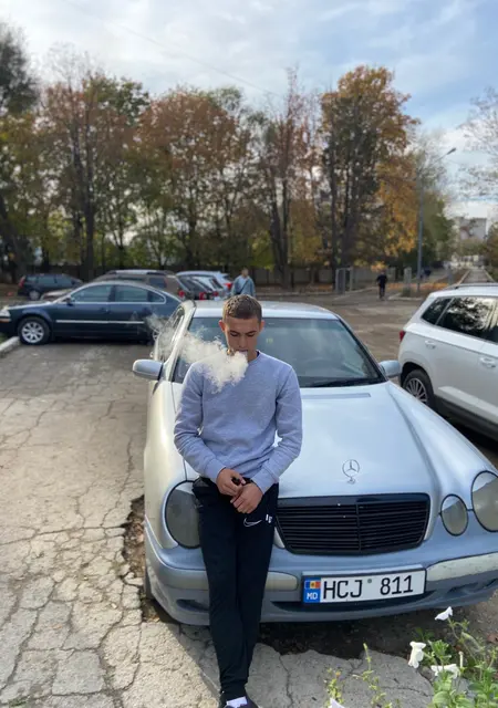 Я Valeriu, 19, знакомлюсь для приятного времяпровождения в Кишинёве