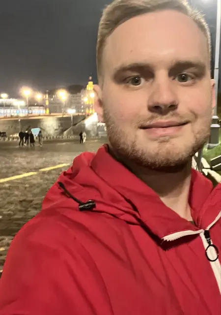 Владимир из Сеула, ищу на сайте знакомства без обязательств