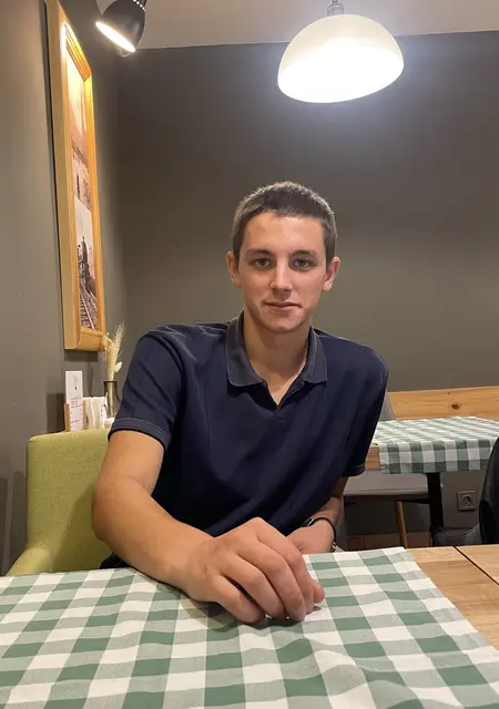 Я Тімур, 19, из Харькова, ищу знакомство для открытые отношения
