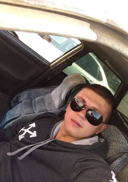 Дмитрий из Полоцка, ищу на сайте знакомства без обязательств