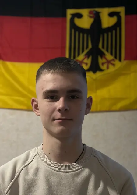 Максим из Тернополя, ищу на сайте знакомства на одну ночь