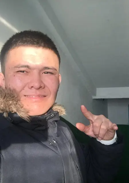 Я Аслан, 28, из Семей, ищу знакомство для приятного времяпровождения