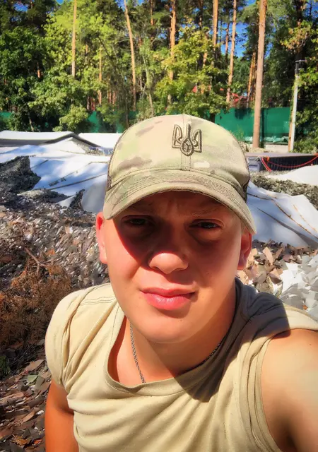 Руслан из Краматорска, мне 27, познакомлюсь для приятного времяпровождения