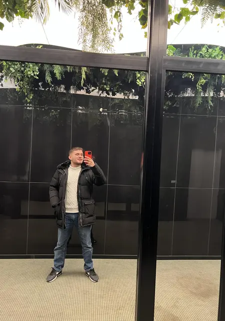 Я Armir, 21, из Мюнхена, ищу знакомство для постоянных отношений