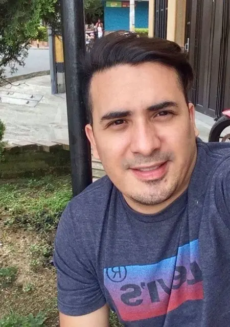 Chalo из Берлина, мне 26, познакомлюсь