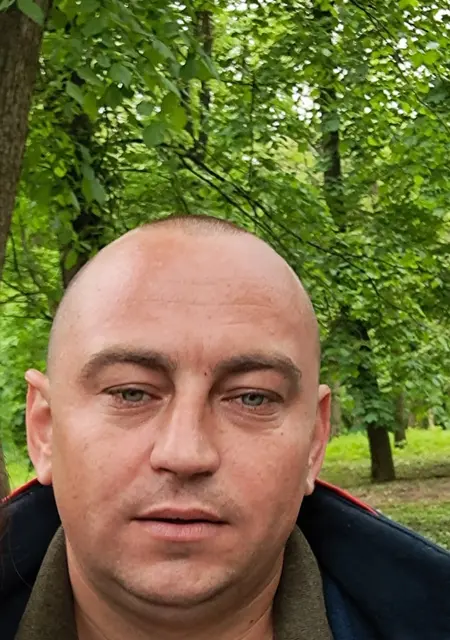 Сергей из Чернигова, мне 30, познакомлюсь для вирта