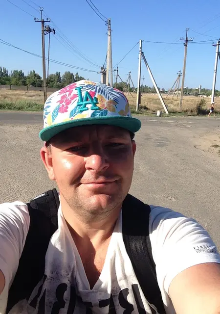 Я Мишель, 37, знакомлюсь без обязательств в Каменском