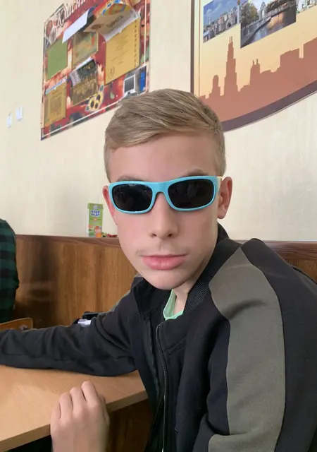 Я Назар, 21, из Винницы, ищу знакомство для постоянных отношений