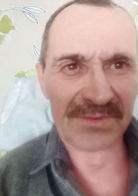 Саша из Усть-Каменогорска, мне 25, познакомлюсь без обязательств