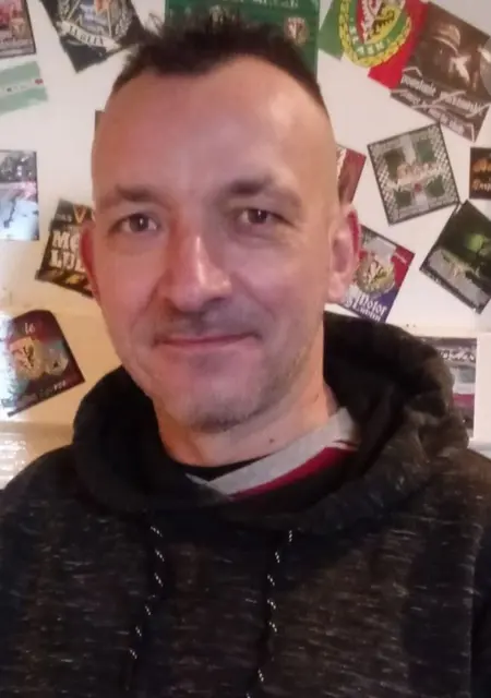 Я Mariusz, 42, знакомлюсь в Варшаве