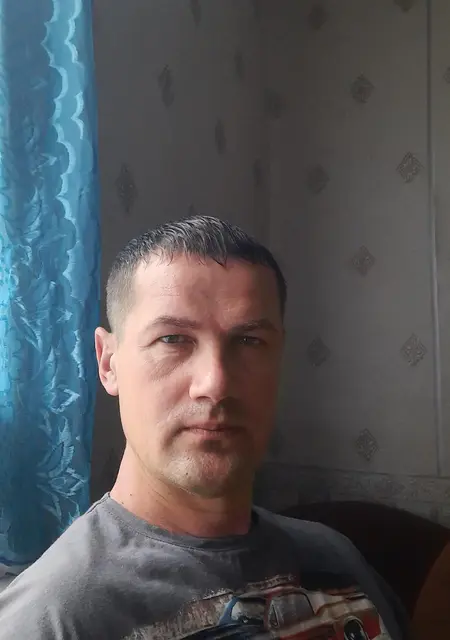 Александр из Гродно, мне 47, познакомлюсь для приятного времяпровождения