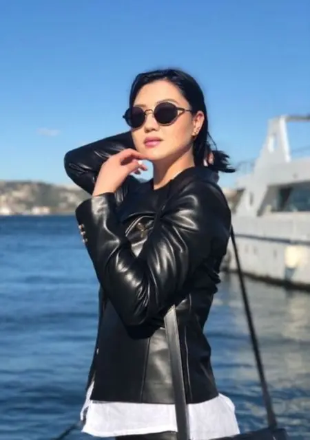 Я Tansu, 29, из Стамбула, ищу знакомство