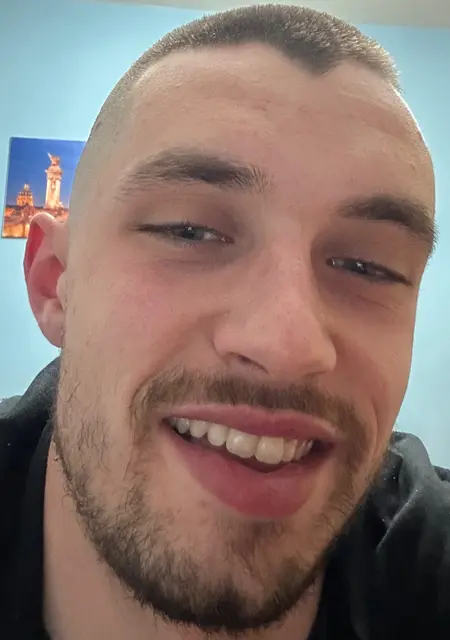 Я Hristo, 25, из Софии, ищу знакомство для общения