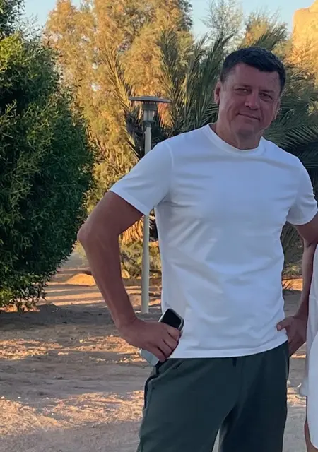 Я Михаил, 46, знакомлюсь для постоянных отношений в Фюссен